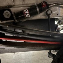 quatrieme lame de ressort JSA Quatrième lame de ressort de marque JSA pour meilleure tenue de route. Fourth JSA brand spring blade for better road holding.